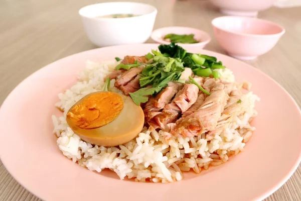 domuz bacak ile pirinç