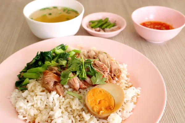 domuz bacak ile pirinç