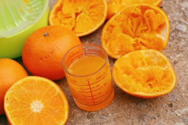 Portakal suyu ve tuz