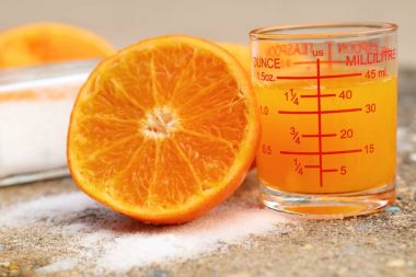 Portakal suyu ve tuz