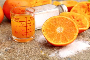 Portakal suyu ve tuz