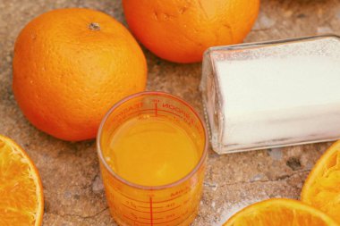 Portakal suyu ve tuz