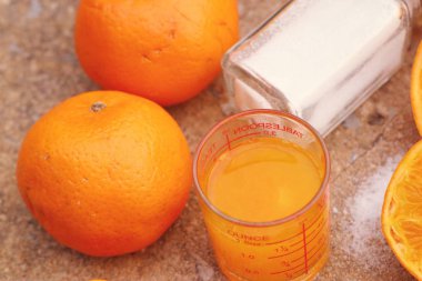 Portakal suyu ve tuz