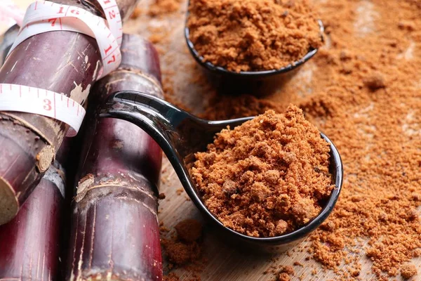 Cana-de-açúcar orgânica com melaço — Fotografia de Stock