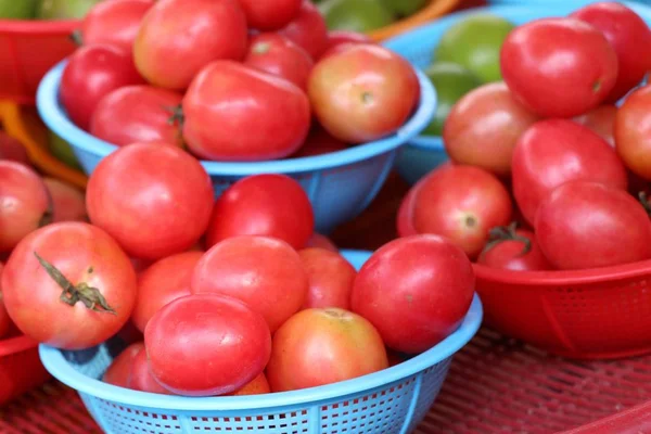市场上的西红柿 — 图库照片