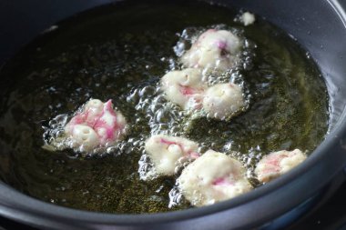 Balık köftesi sokak gıda