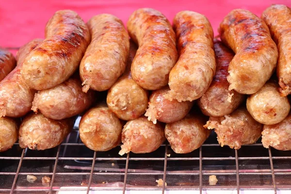 Salsicce barbecue street food — Foto Stock