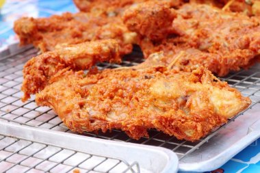 Kızarmış piliç Market