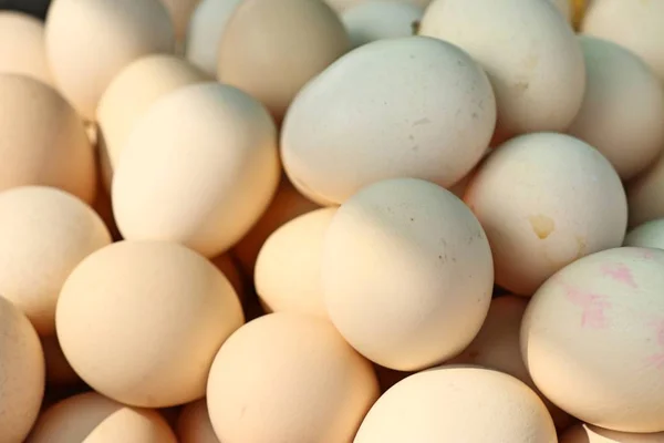 Haşlanmış yumurta sokak gıda — Stok fotoğraf