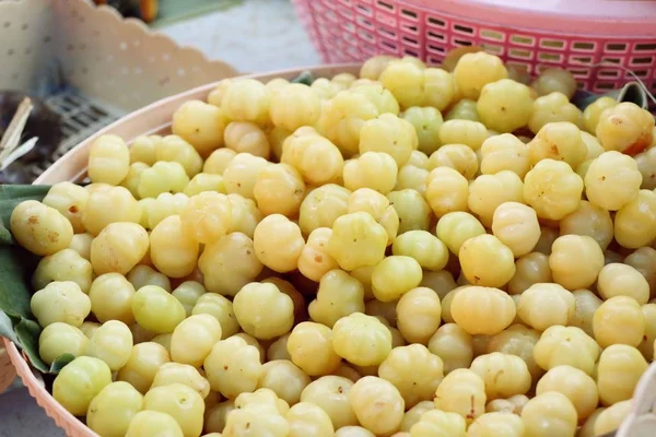 Star gooseberry at the market — Stock Photo, Image