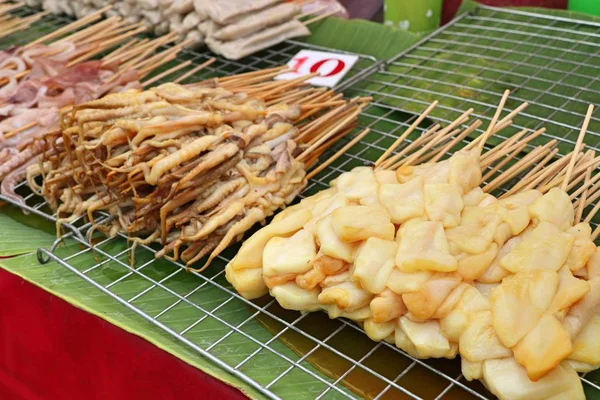 Calamari grigliati in street food — Foto Stock