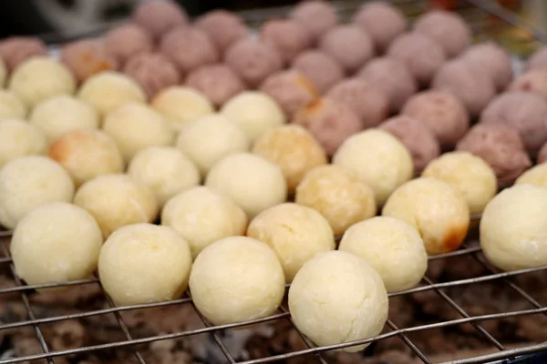 Batata-doce assada em comida de rua — Fotografia de Stock