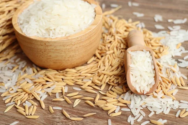 패 디과 흰색 쌀 — 스톡 사진