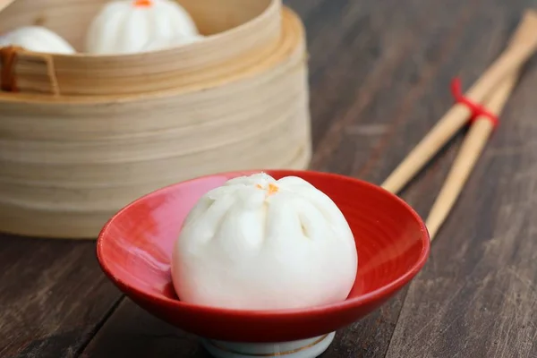 Chinese dumpling steamed buns — Stock Photo, Image