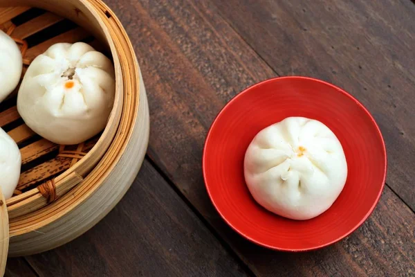 Chinese dumpling steamed buns — Stock Photo, Image