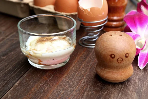 Здоровые яйца с мягким варением — стоковое фото