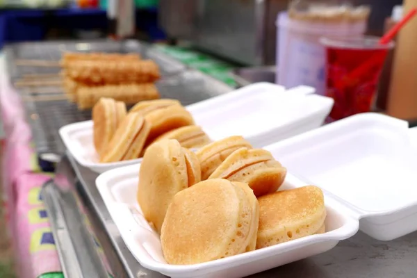 Pfannkuchen beim Streetfood — Stockfoto
