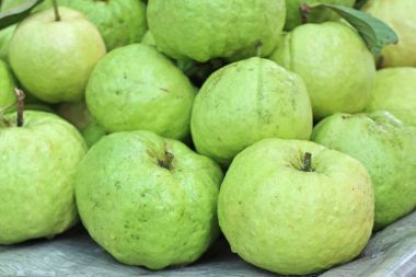 Guava meyve sokak gıda