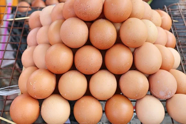 Gegrilde ei op straat eten — Stockfoto