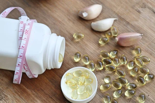 capsules of garlic oil