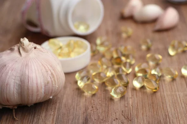 capsules of garlic oil