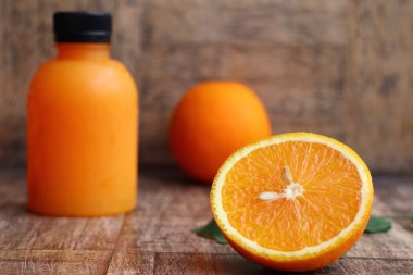 Sağlıklı taze portakal suyu