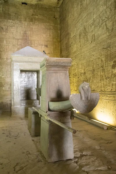 Edfu Csodálatos Ősi Temploma Nílus Nyugati Partján Található Egyiptomban Afrikában — Stock Fotó