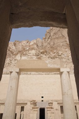 Hatshepsut Tapınağı, Deir el Bahari kompleksinde, Nil Nehri 'nin batı kıyısında, Krallar Vadisi yakınlarında, Mısır' da, Afrika 'da.