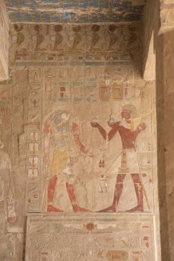Hatshepsut Tapınağı, Deir el Bahari kompleksinde, Nil Nehri 'nin batı kıyısında, Krallar Vadisi yakınlarında, Mısır' da, Afrika 'da.