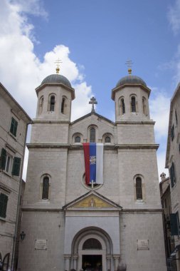 Kotor 'daki Saint Tryphon Katedrali, Adriyatik Denizi' nin bir körfezinde yer alan bir şehir, Karadağ, Avrupa.