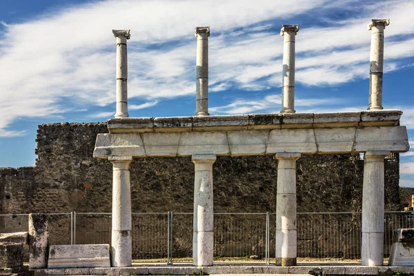 Pompei, Nápoly, Olaszország. Ókori római város romjai — Stock Fotó