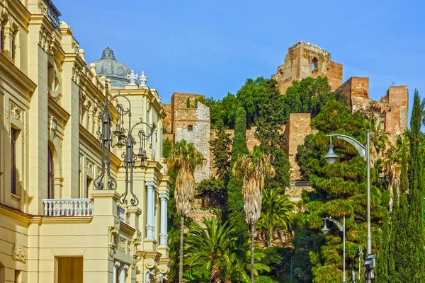 Малага, Іспанія, зокрема фортецю Алькасаба фортеці. Андалусія — стокове фото