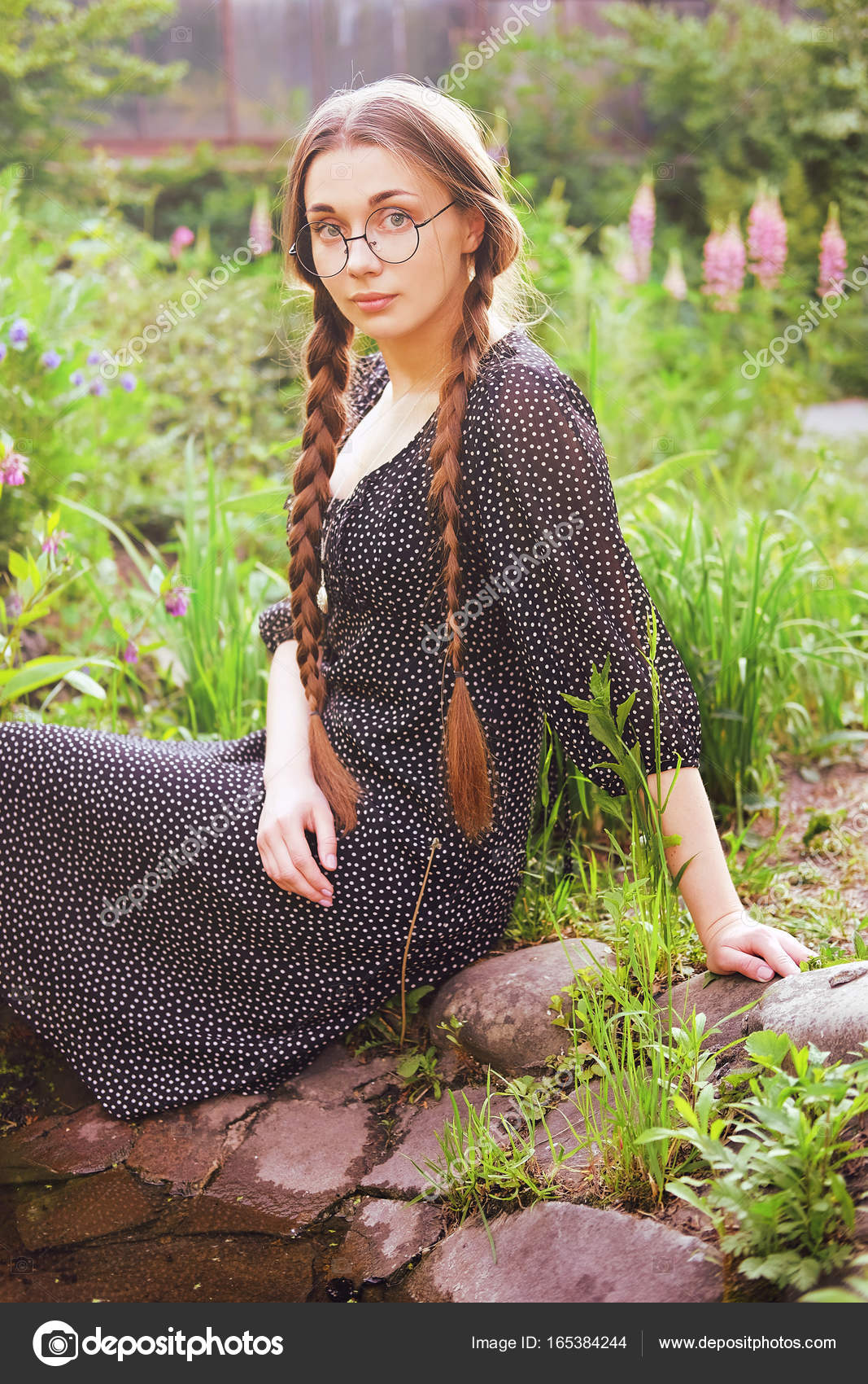 Naive girl - who is this Naive love 45 Naive girl - who is this Naive love 37