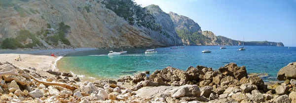 Coll Baix, famosa bahía / playa en el norte de Mallorca — Foto de Stock