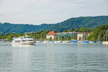 Gezi gemisi, Lake Zurich, İsviçre
