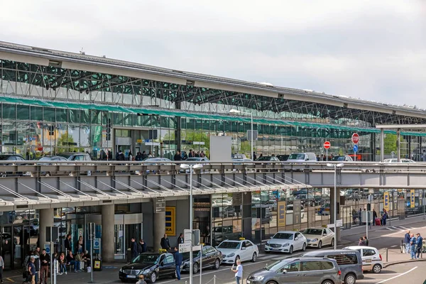Lotnisko Stuttgart, Niemcy - Terminal — Zdjęcie stockowe