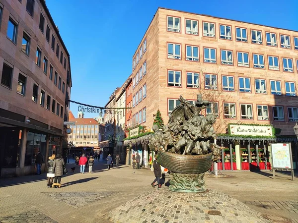 Nuremberga Alemanha Janeiro 2020 Bela Torre Fontes Schoener Brunnen Meio — Fotografia de Stock