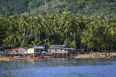 Geleneksel köy Koh Muk, Tayland