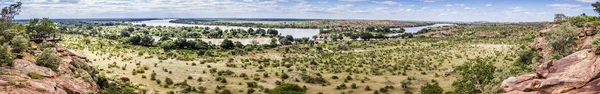 Panoramatických scenérií v Mapungubwe National park, Jihoafrická republika — Stock fotografie