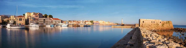 Panorama del puerto viejo de Chania — Foto de Stock