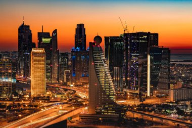 Dubai, Birleşik Arap Emirlikleri Dubai çerçevelemek--dan gün batımında görülen güzel bir manzarası görünümü