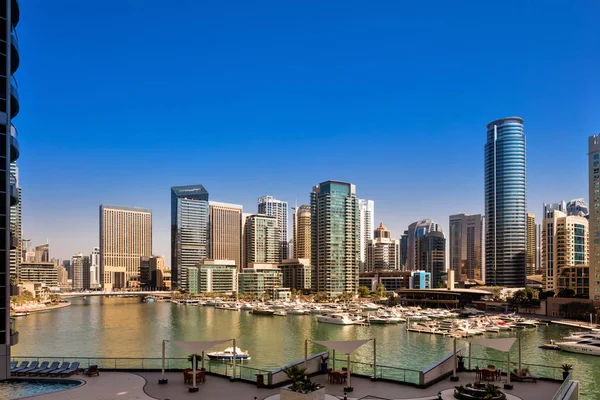 Dubai Marina Skyline pendant la journée à Dubai, EAU Photo De Stock