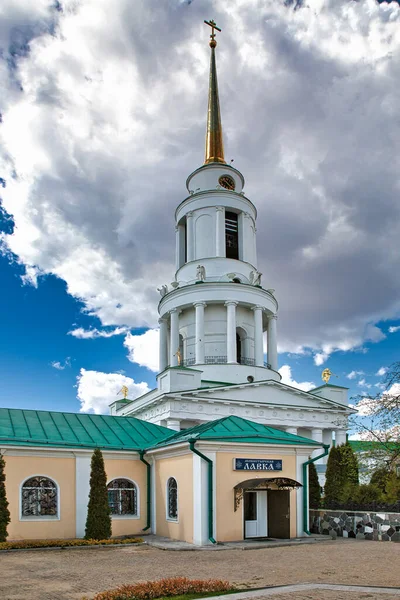 Igreja da Natividade da Virgem. Zadonsky Natal-Mãe de Deus Mosteiro. A cidade de Zadonsk. Rússia — Fotografia de Stock