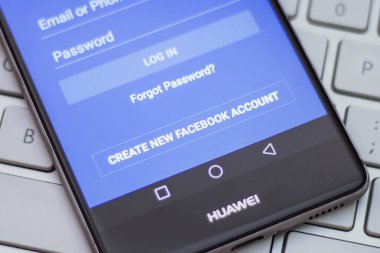 Facebook mobil uygulama