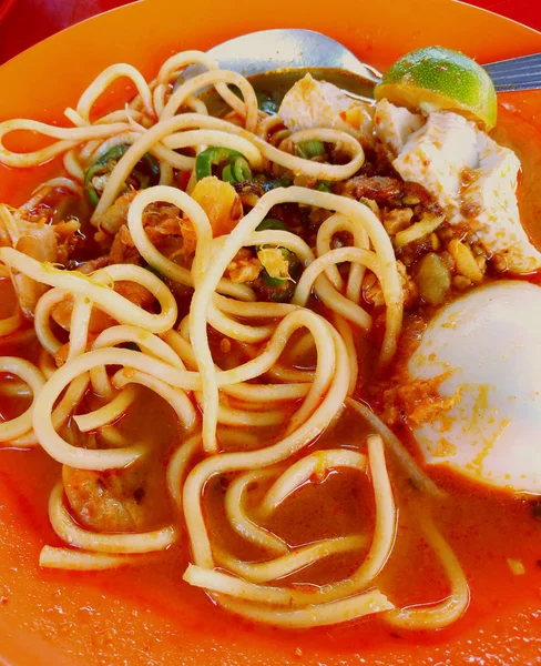 Bana bilmece olduğunu bir erişte yemek popüler Endonezya, Malezya ve S — Stok fotoğraf
