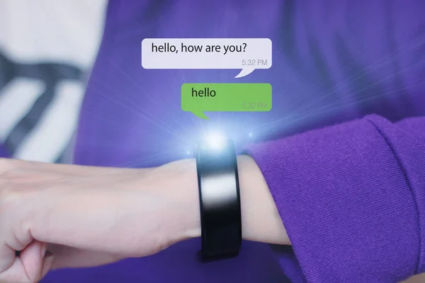 Application icons on smart wristband. — Stock Photo, Image