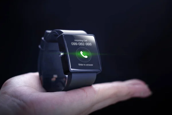 Incoming call icon with smartwatch — Stock Photo, Image