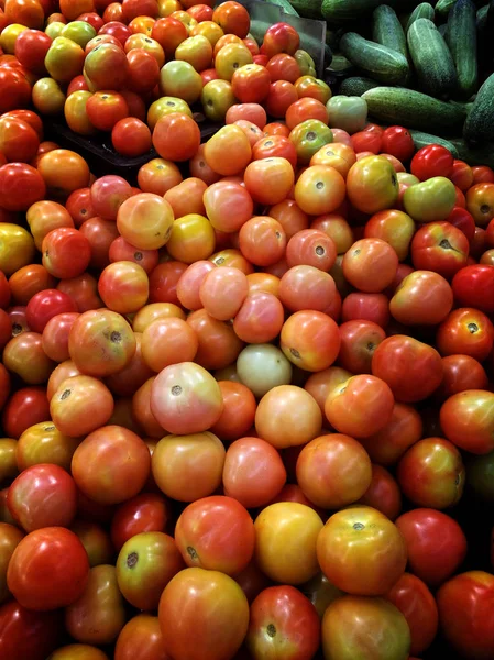 Tomatoes in the market — Stock Photo, Image