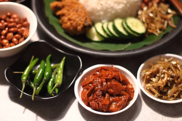 Asiático alimento nasi lemak — Fotografia de Stock