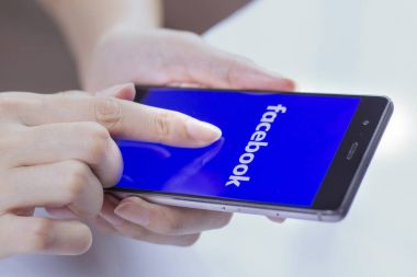 Facebook mobil uygulama